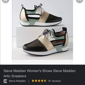 Steve Madden Arctic Sneakers. Size 6.